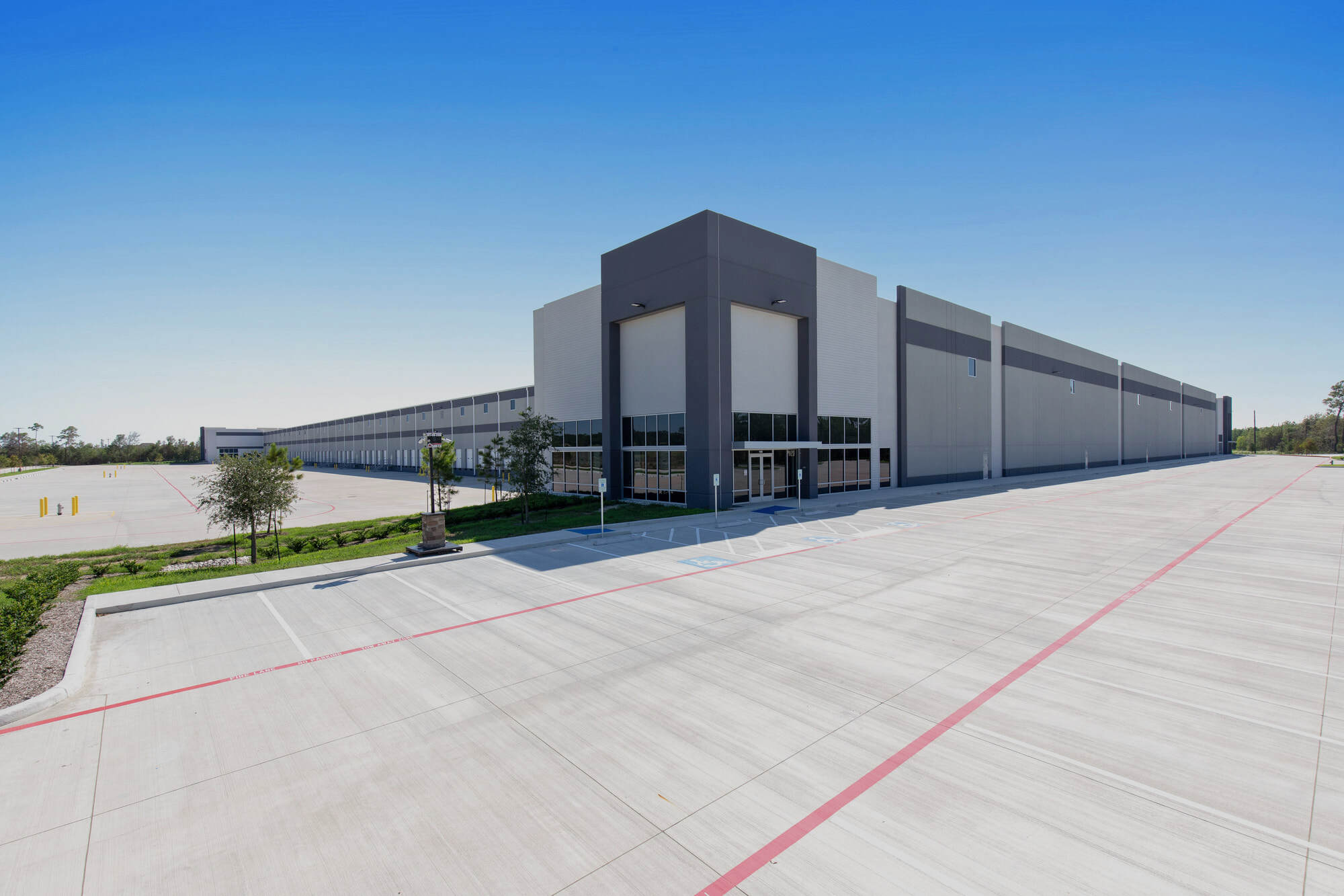 rendering of Baytown 10 Commerce Center property building